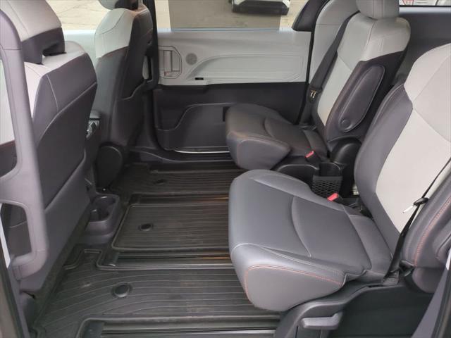 used 2022 Toyota Sienna car, priced at $33,400