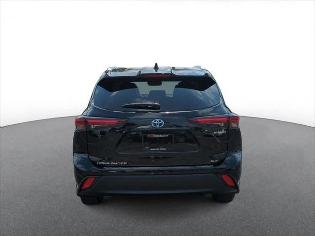 used 2024 Toyota Highlander Hybrid car, priced at $47,500