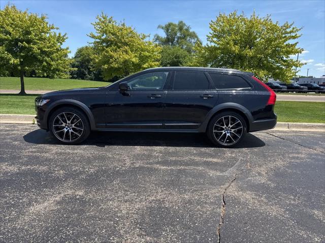 used 2020 Volvo V90 Cross Country car, priced at $32,991
