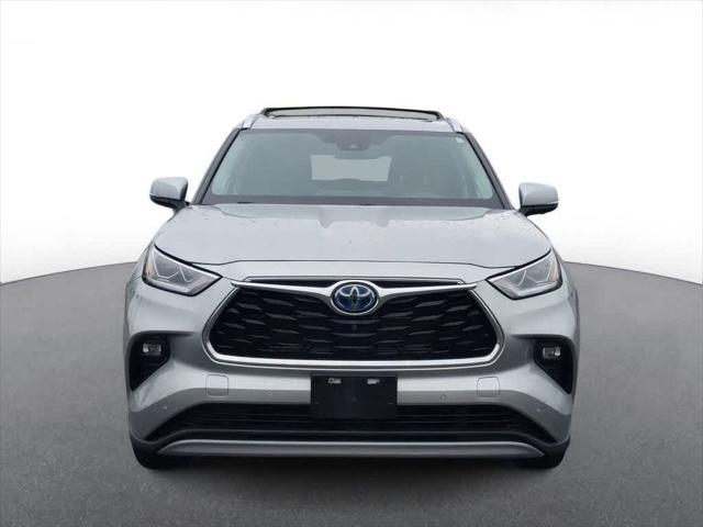 used 2023 Toyota Highlander Hybrid car, priced at $49,997