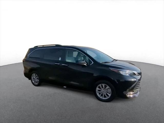 used 2022 Toyota Sienna car, priced at $45,349