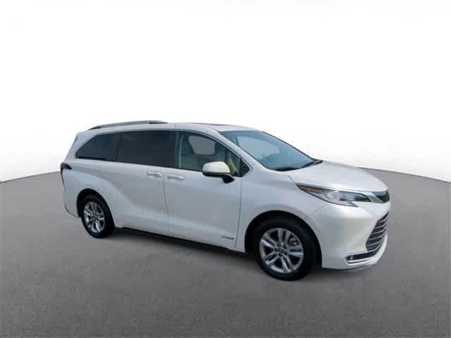 used 2021 Toyota Sienna car, priced at $40,682