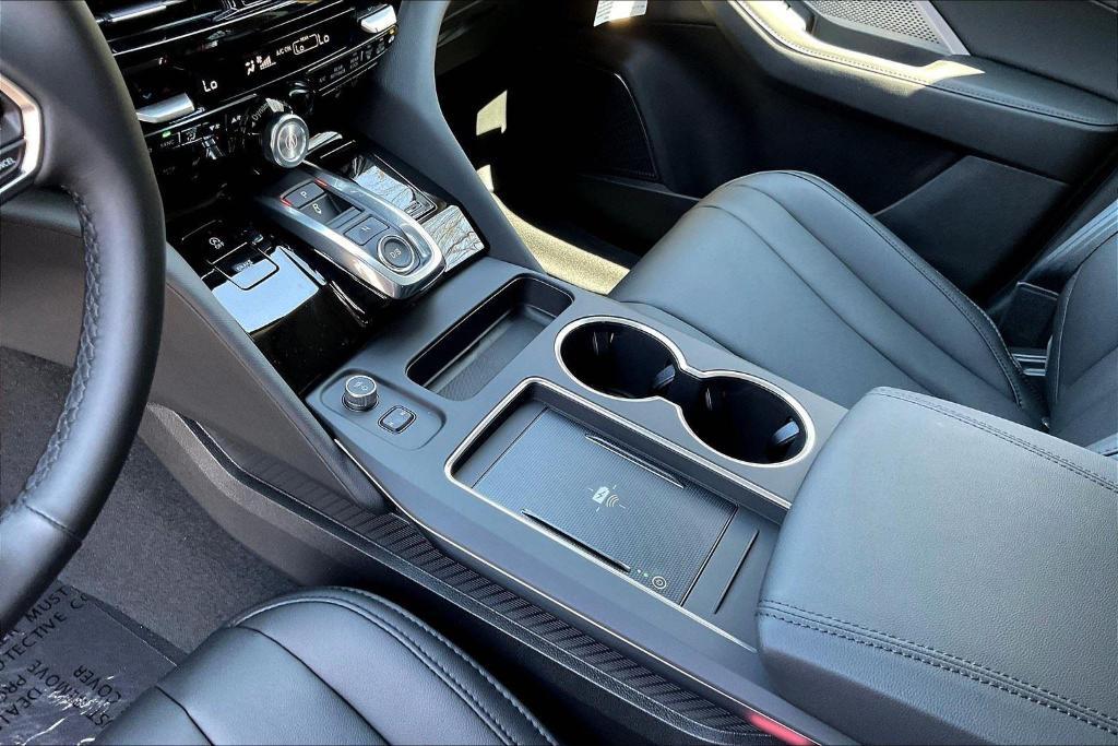 new 2025 Acura MDX car, priced at $55,350