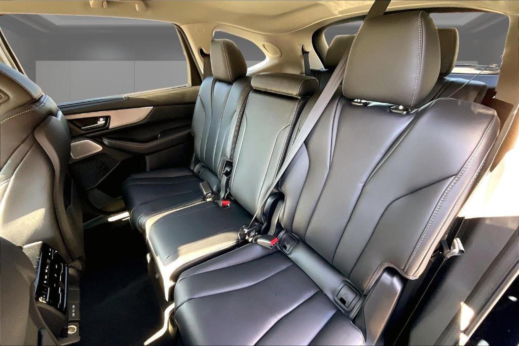 new 2025 Acura MDX car, priced at $60,750