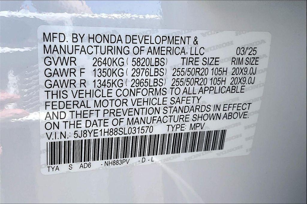 new 2025 Acura MDX car, priced at $68,250