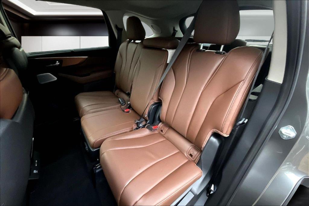 new 2026 Acura MDX car, priced at $61,350