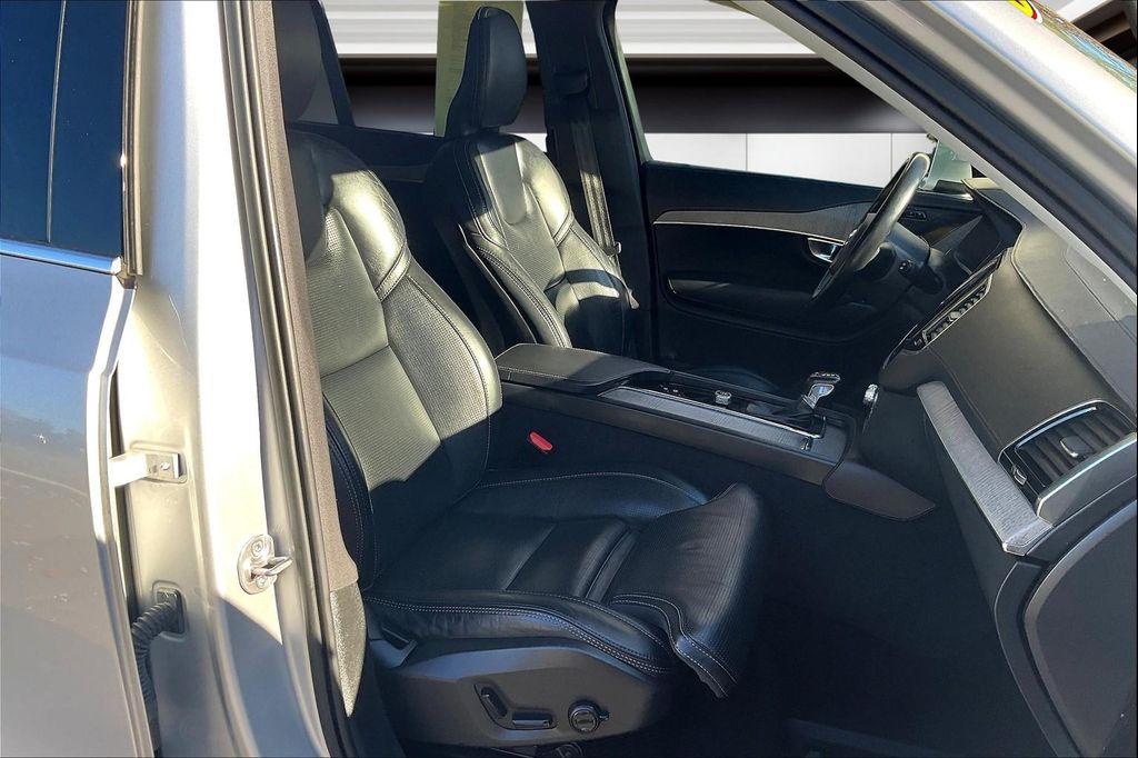 used 2022 Volvo XC90 car, priced at $37,500