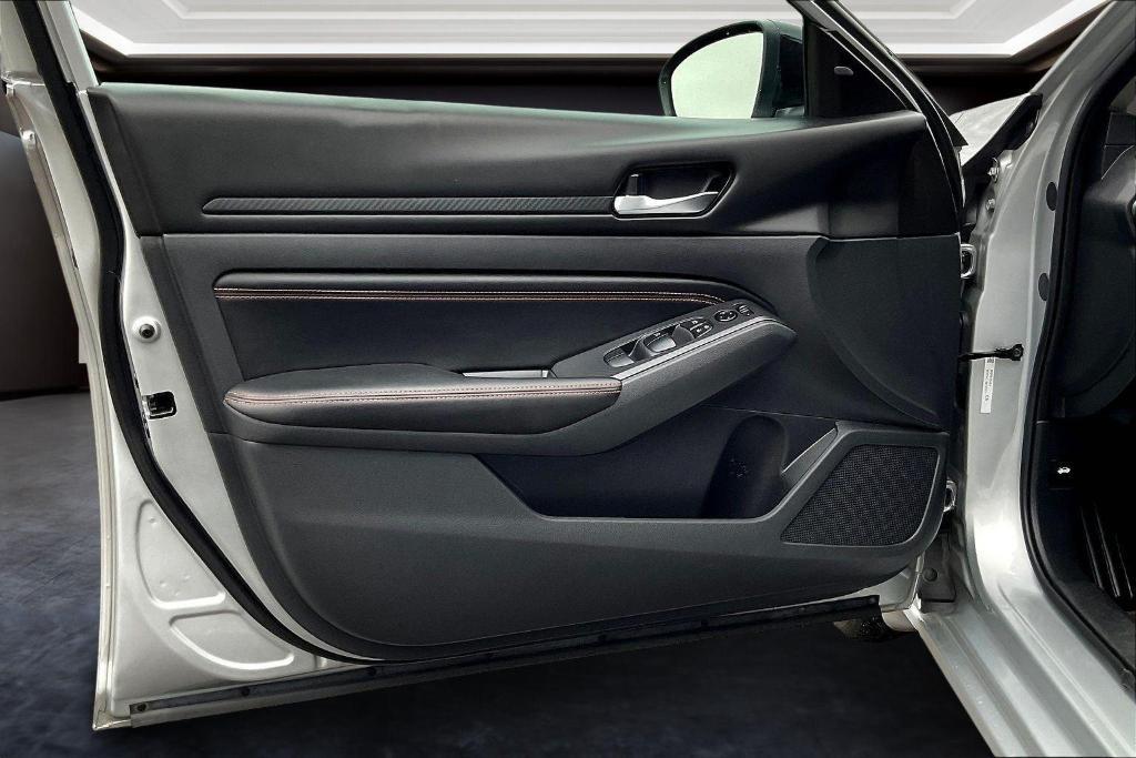 used 2021 Nissan Altima car, priced at $20,000