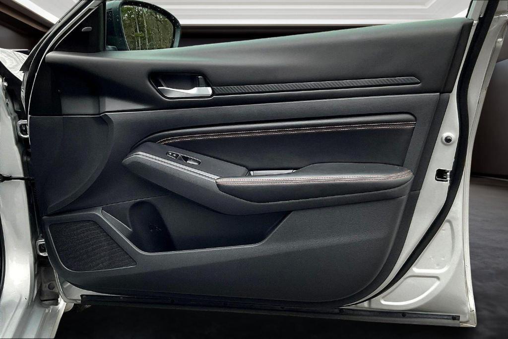 used 2021 Nissan Altima car, priced at $20,000