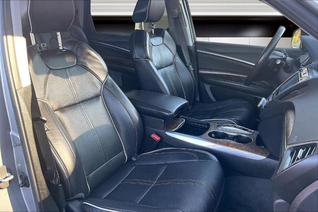 used 2020 Acura MDX car, priced at $29,500