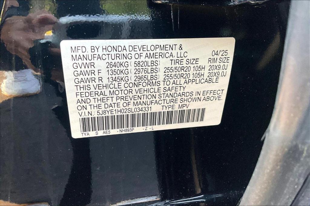 new 2025 Acura MDX car, priced at $63,750