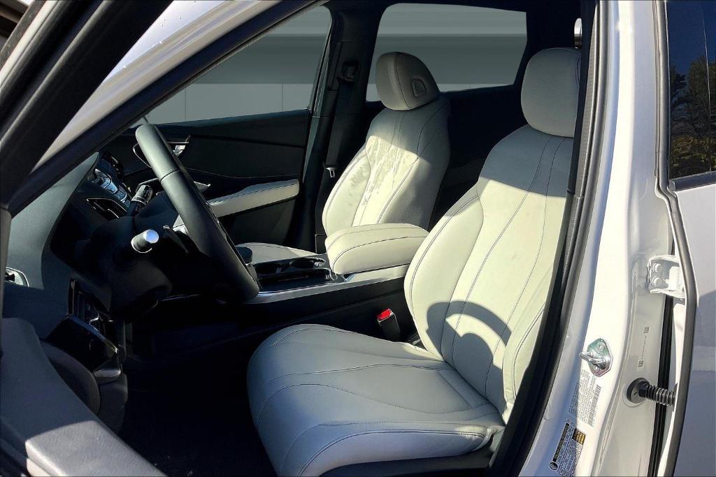 new 2025 Acura RDX car, priced at $46,650