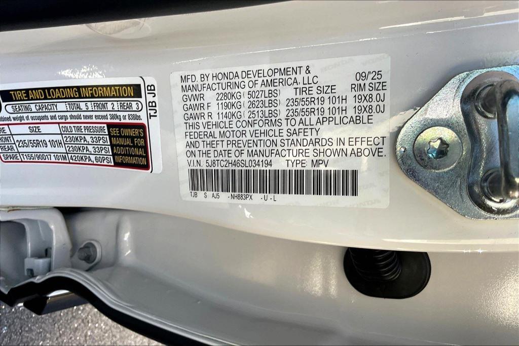 new 2025 Acura RDX car, priced at $46,650