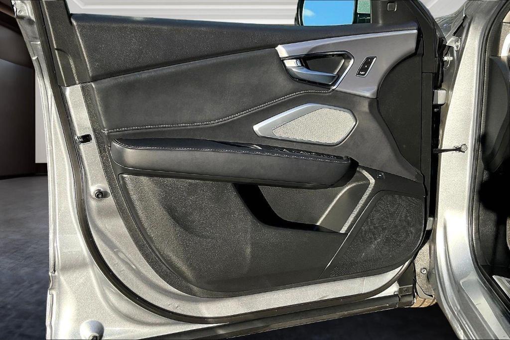 used 2024 Acura RDX car, priced at $40,500