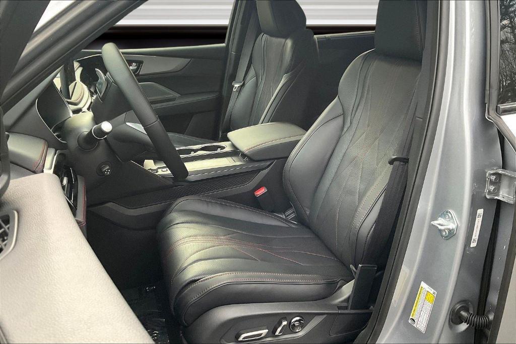 new 2026 Acura MDX car, priced at $70,250