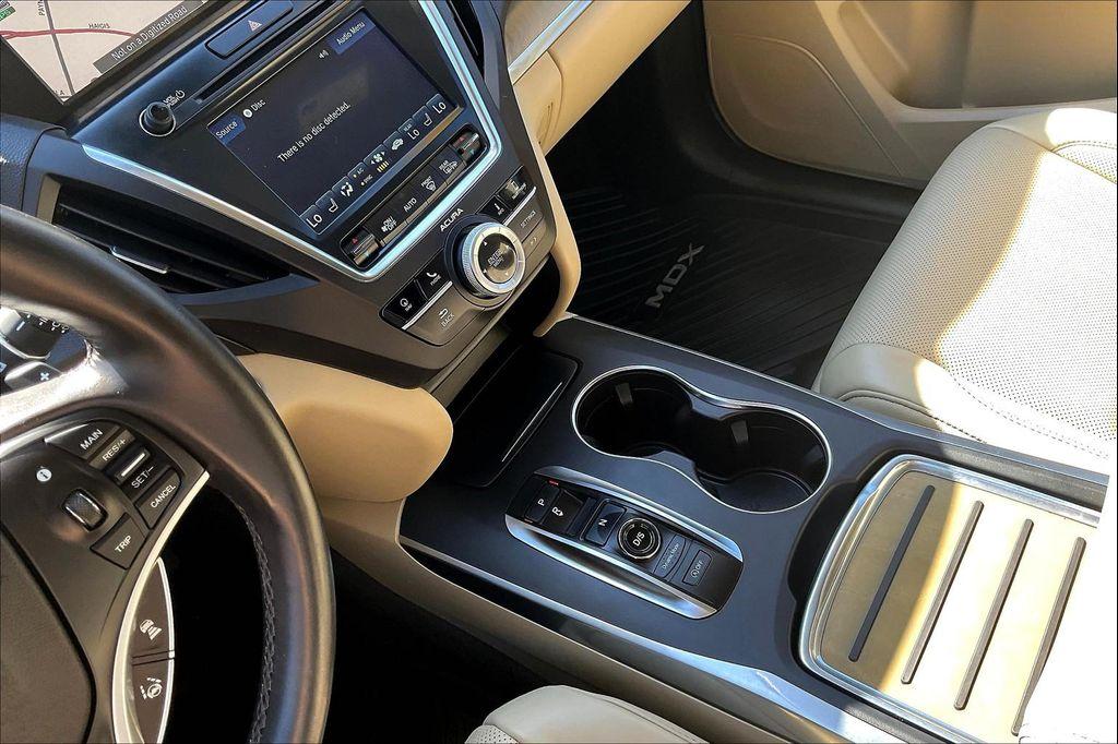 used 2020 Acura MDX car, priced at $27,500