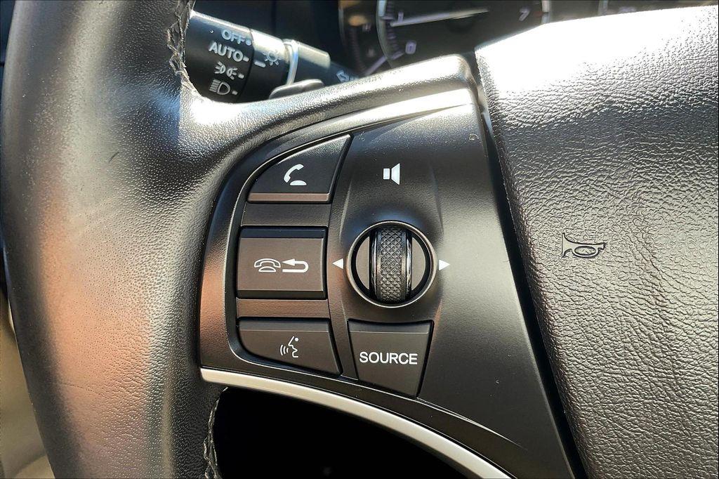 used 2020 Acura MDX car, priced at $27,500