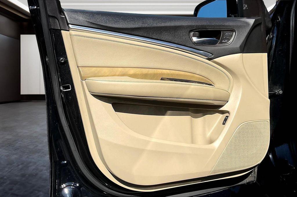 used 2020 Acura MDX car, priced at $27,500