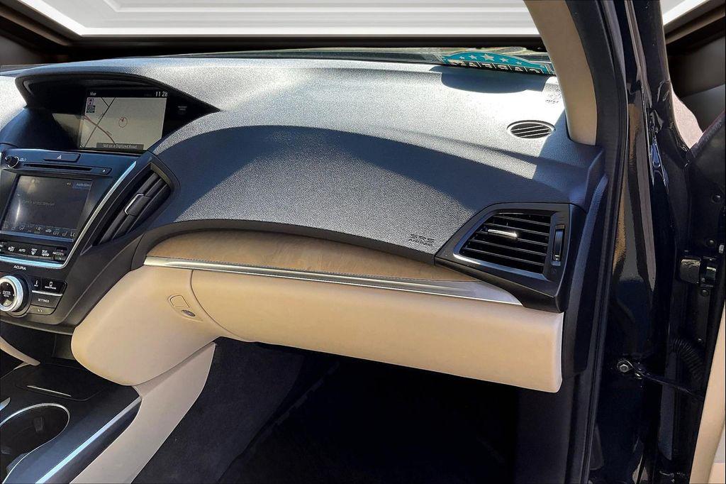 used 2020 Acura MDX car, priced at $27,500