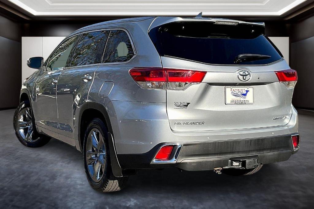 used 2018 Toyota Highlander car, priced at $24,500