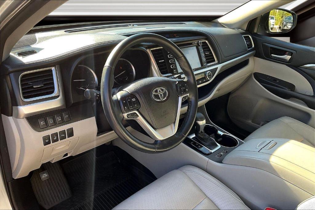 used 2018 Toyota Highlander car, priced at $24,500