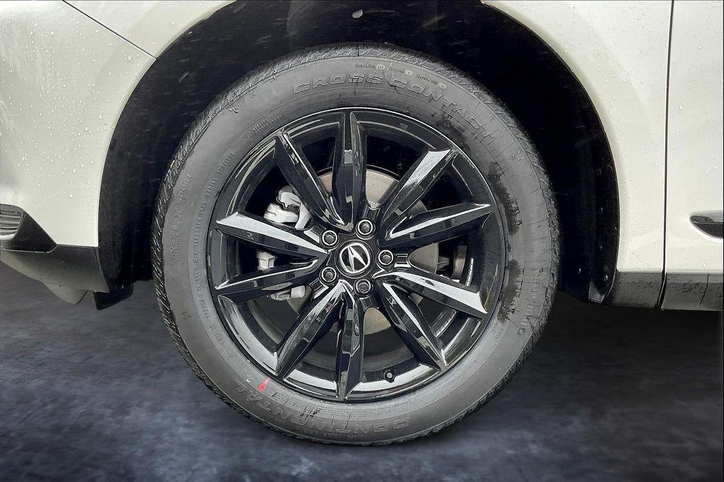 new 2025 Acura RDX car, priced at $46,650
