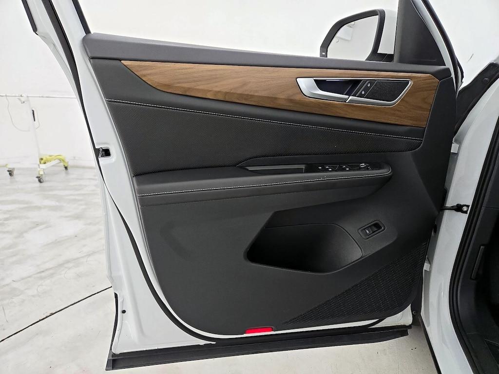 used 2024 Volkswagen Atlas car, priced at $34,998