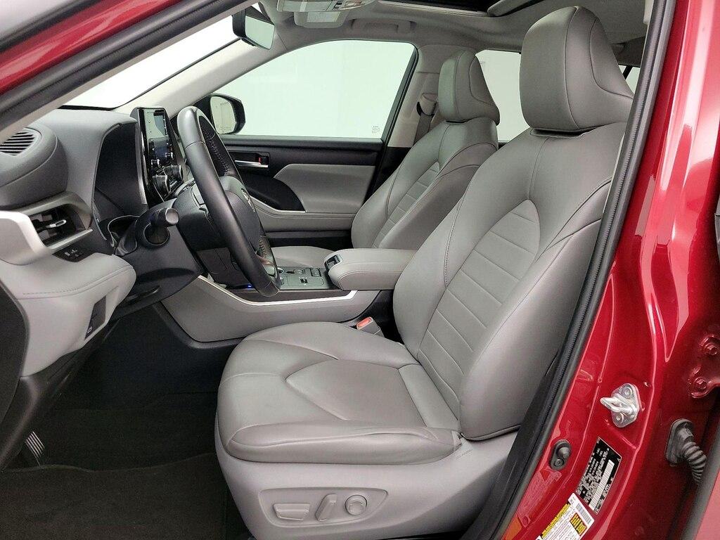 used 2022 Toyota Highlander car, priced at $30,998