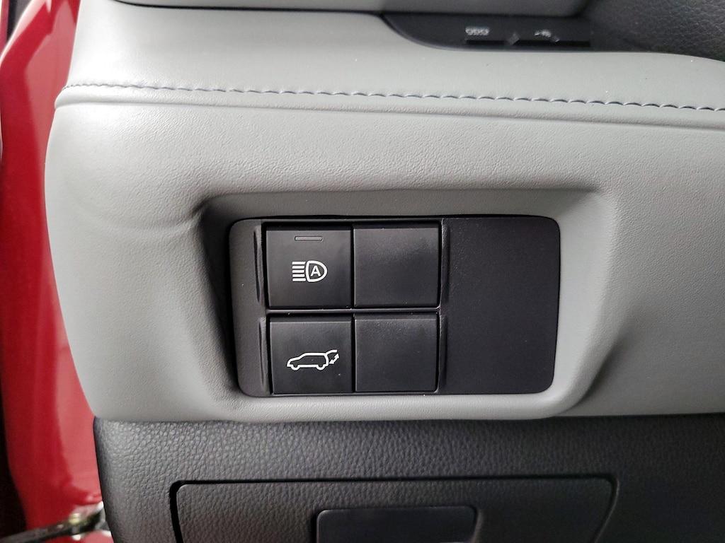 used 2022 Toyota Highlander car, priced at $30,998