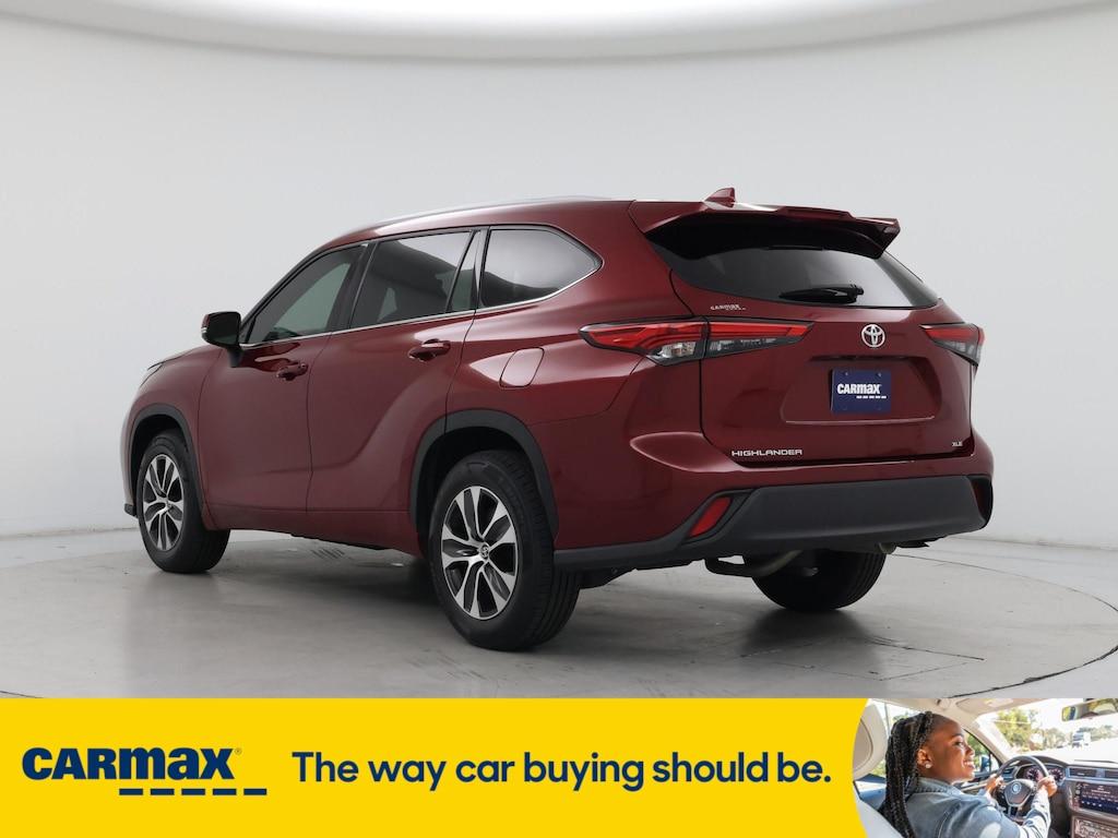 used 2022 Toyota Highlander car, priced at $30,998