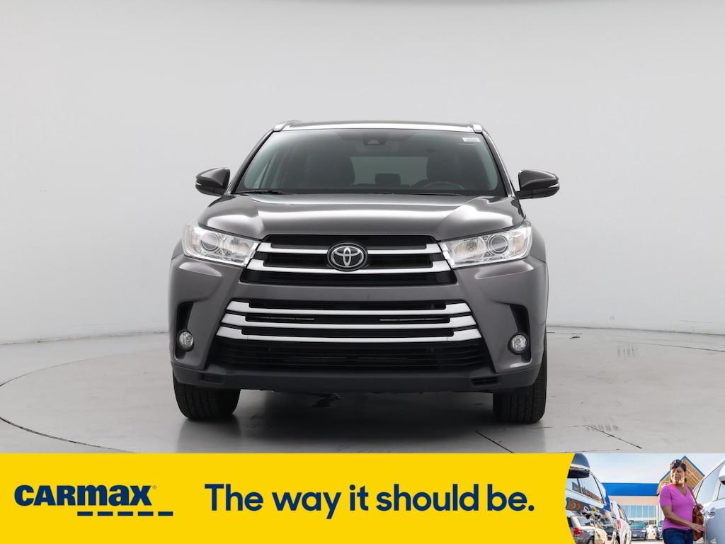 used 2019 Toyota Highlander car, priced at $24,998