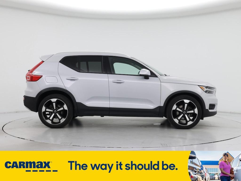 used 2020 Volvo XC40 car, priced at $26,998