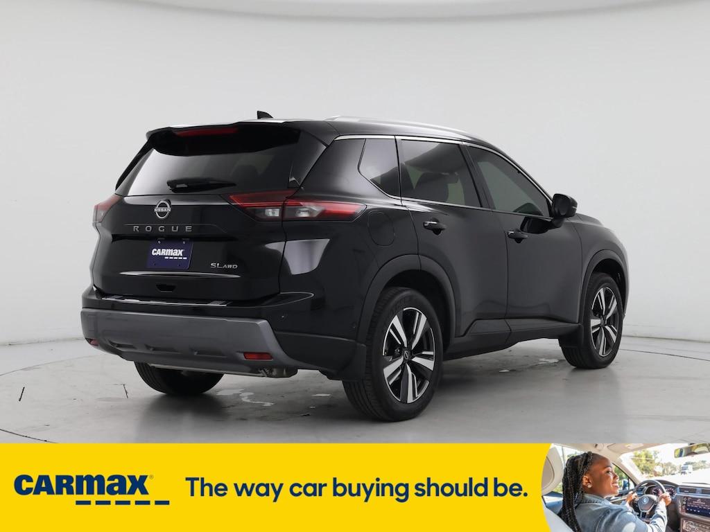 used 2024 Nissan Rogue car, priced at $32,998