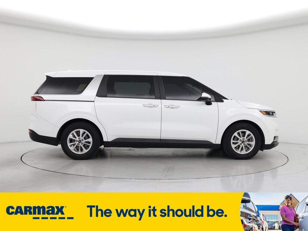 used 2022 Kia Carnival car, priced at $29,998