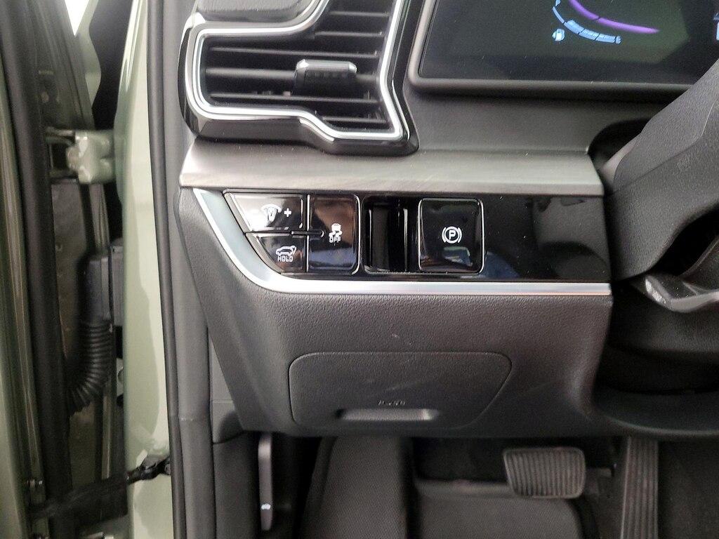 used 2024 Kia Sportage car, priced at $30,998