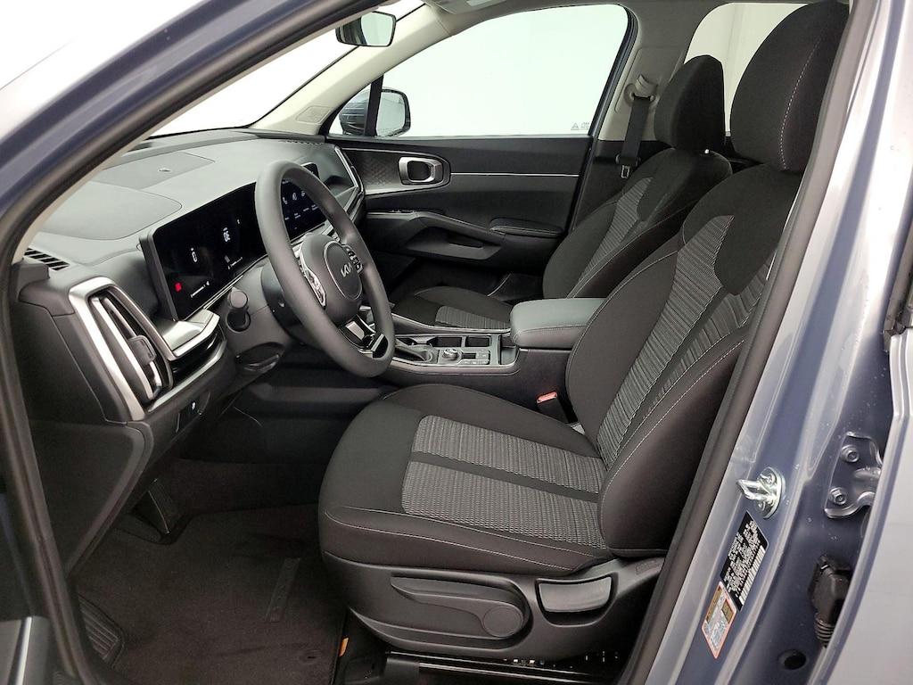 used 2025 Kia Sorento car, priced at $30,998