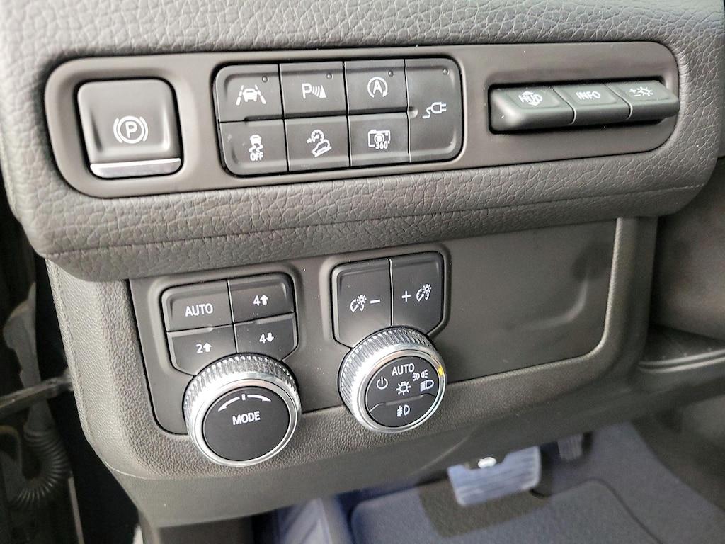used 2022 GMC Yukon car, priced at $63,998