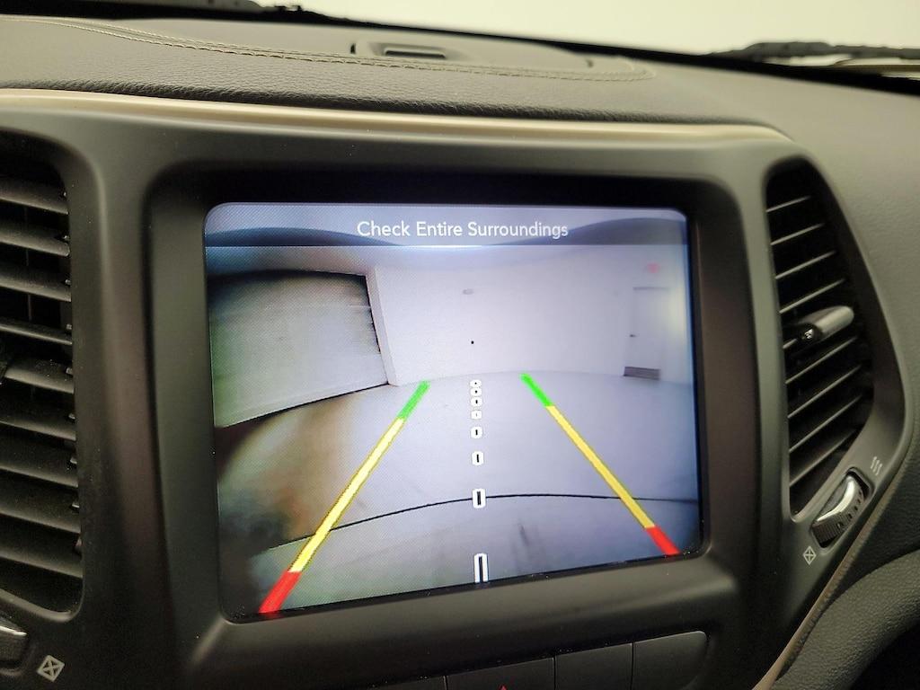 used 2015 Jeep Cherokee car, priced at $13,998