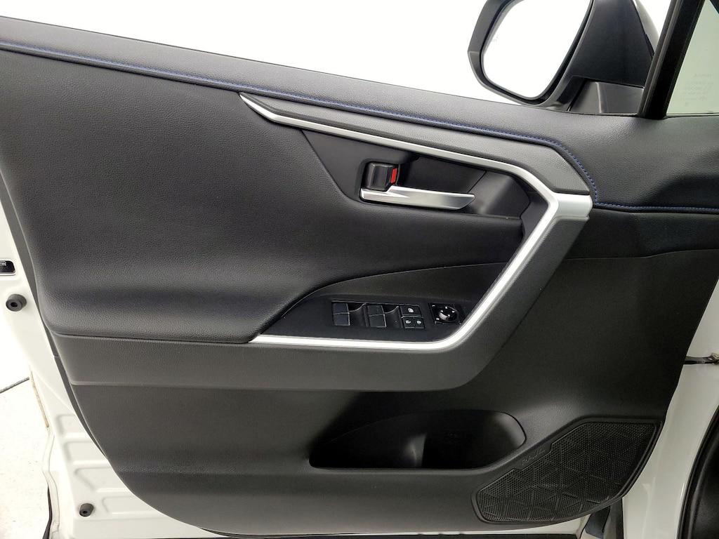 used 2020 Toyota RAV4 Hybrid car, priced at $29,998