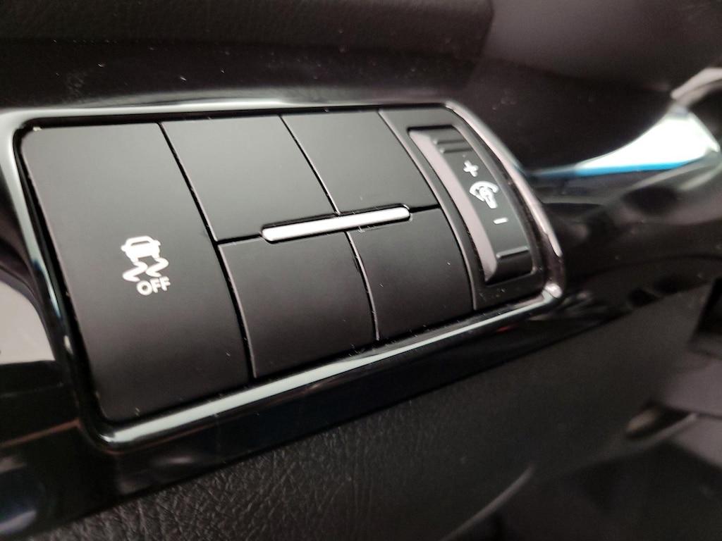 used 2015 Kia Sorento car, priced at $12,998