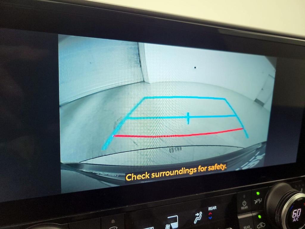 used 2023 Toyota Highlander Hybrid car, priced at $43,998