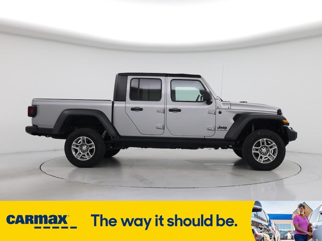 used 2020 Jeep Gladiator car, priced at $27,998