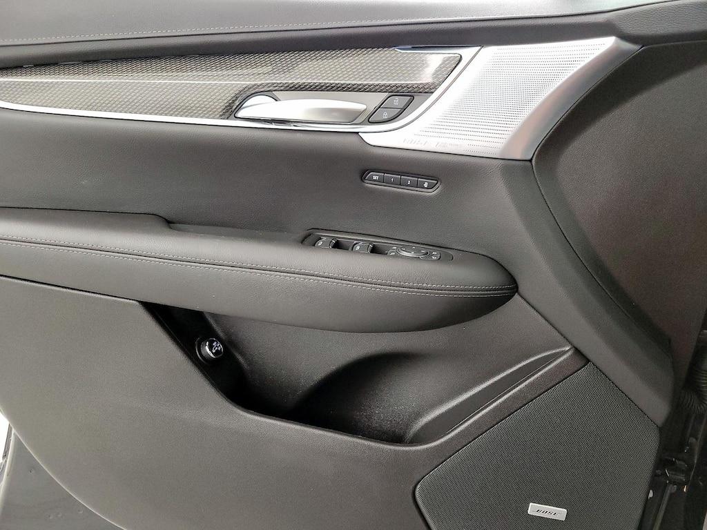 used 2023 Cadillac XT5 car, priced at $32,998