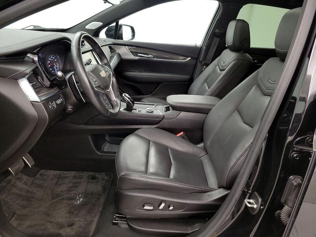 used 2023 Cadillac XT5 car, priced at $32,998