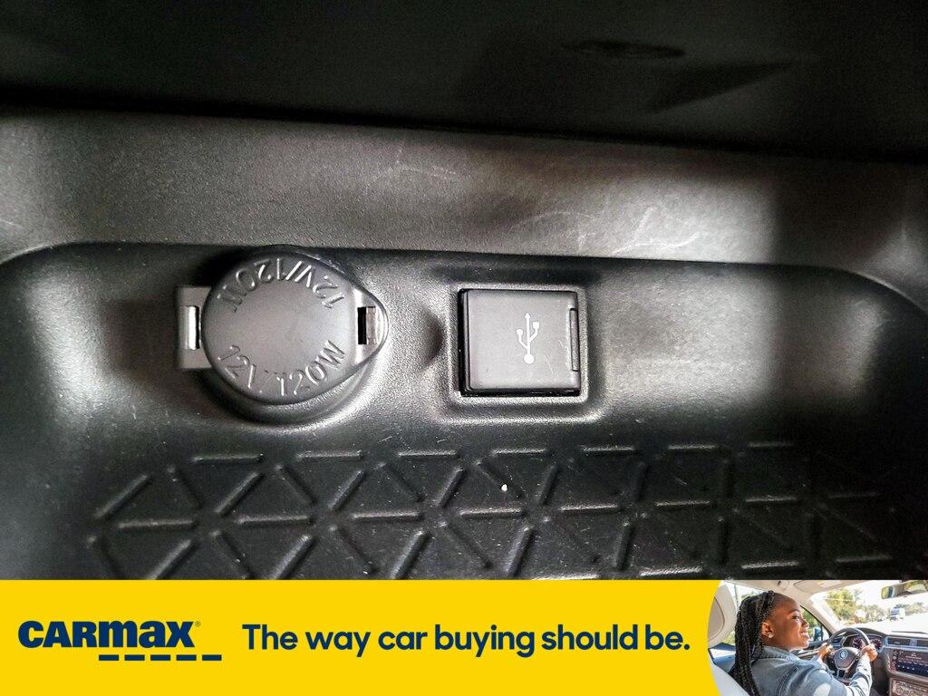 used 2020 Toyota RAV4 car, priced at $26,998