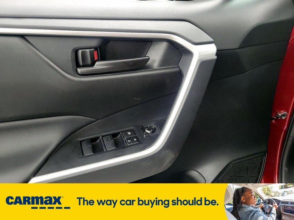 used 2020 Toyota RAV4 car, priced at $26,998