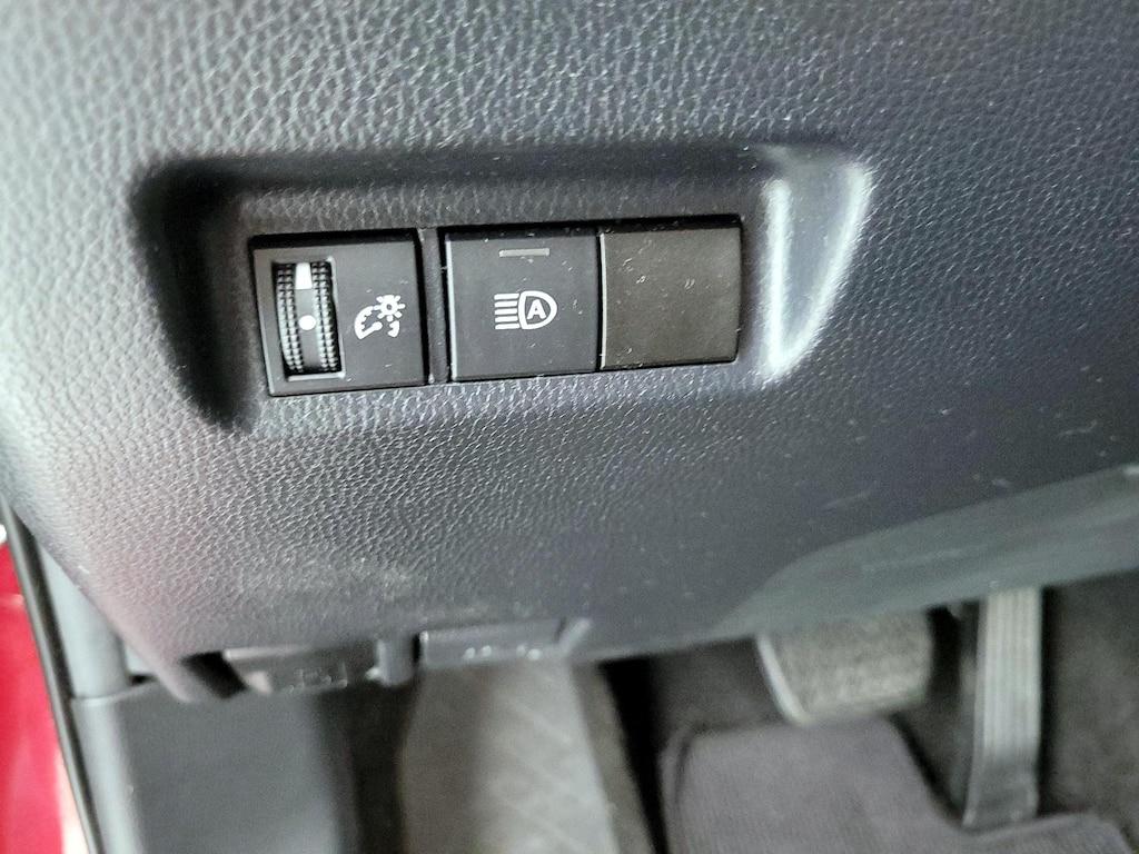 used 2020 Toyota RAV4 car, priced at $25,998