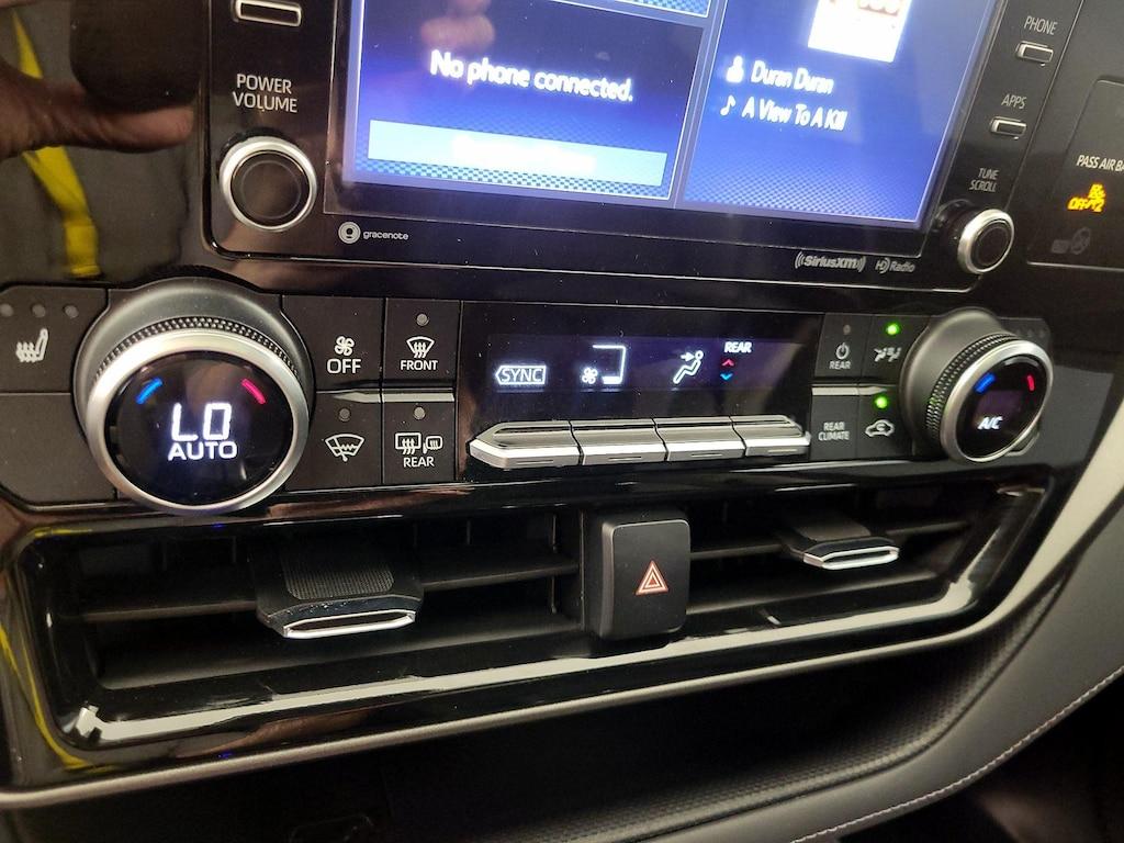 used 2021 Toyota Highlander car, priced at $29,998