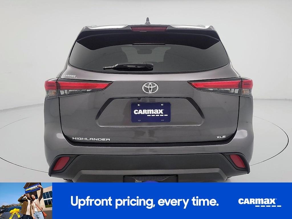 used 2021 Toyota Highlander car, priced at $29,998