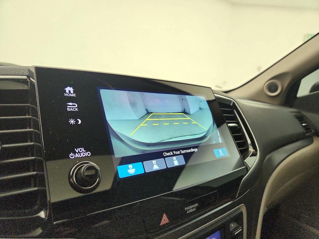 used 2021 Honda Pilot car, priced at $28,998